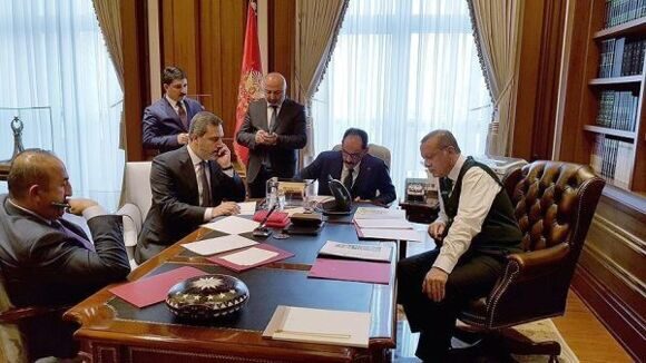 Р. Эрдоган во время телефонного разговора с Д. Трампом