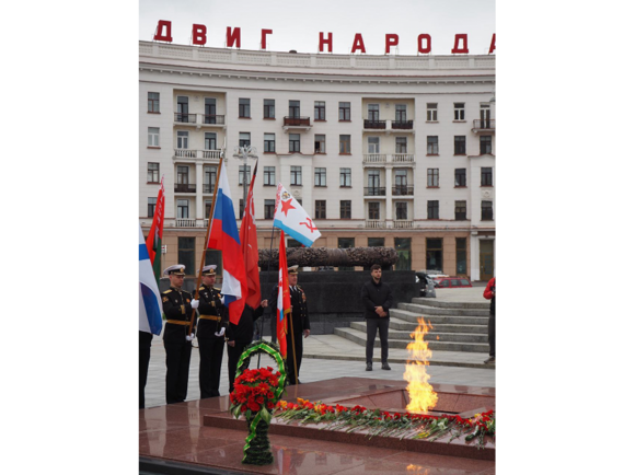 Вечный огонь Боест Петербург 8