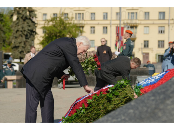 Грызлов Монумент Победы 6