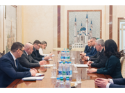 Встреча советника-посланника Петра Фролова с губернатором Камчатского края Владимиром Солодовым.
