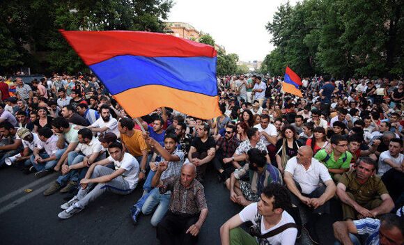 Армения митинг