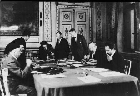 Подписание советско-турецкого договора 1921 г. в Минскве