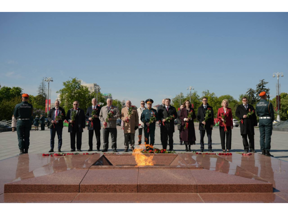 Грызлов Монумент Победы 7