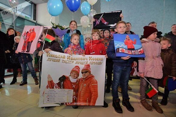 Юные болельщики встречают белорусских олимпийцев