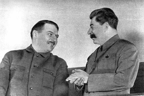 Жданов и Сталин