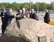 Главы правительств России и Белоруссии почтили память солдат Красной Армии