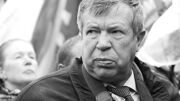 Известный политик Виктор Ампилов ушел из жизни