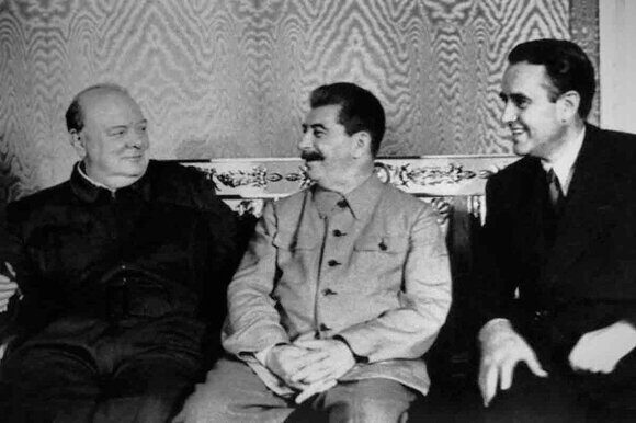 У. Черчилль, И. Сталин и А. Гарриман