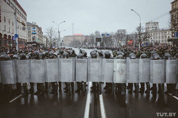 Разгром майдана в Минске