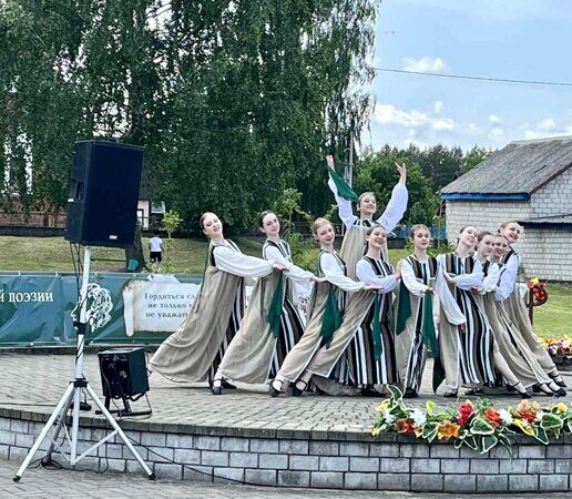 Ф.6. Ансамбль Кужалек