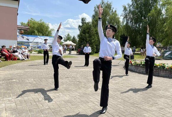Ф.7. Ансамбль Кжале