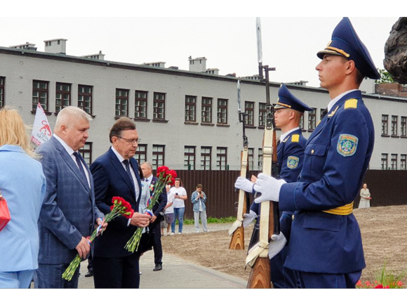 Память поколений Брест 4